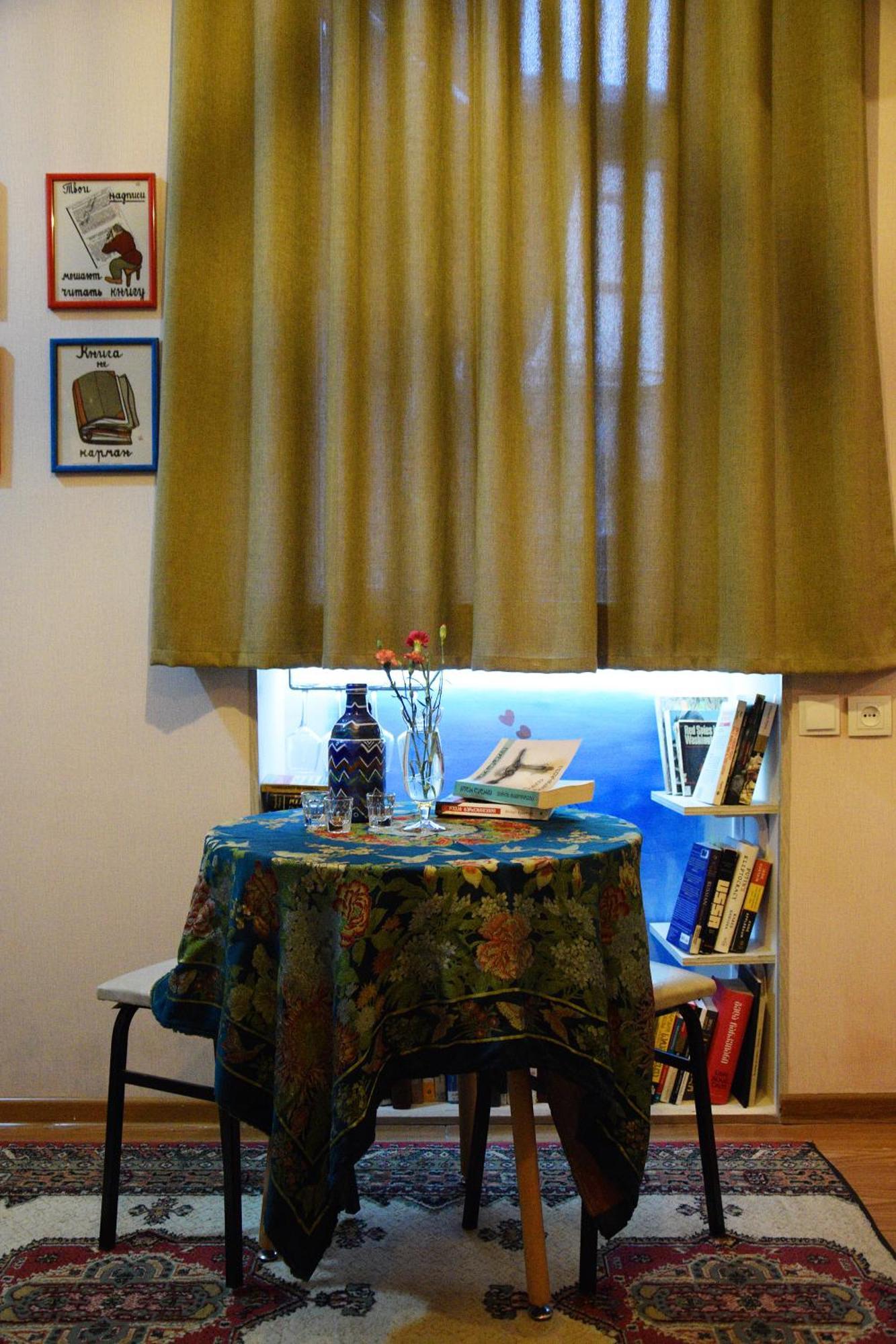 Librarians' Flat Leilighet Tbilisi Eksteriør bilde