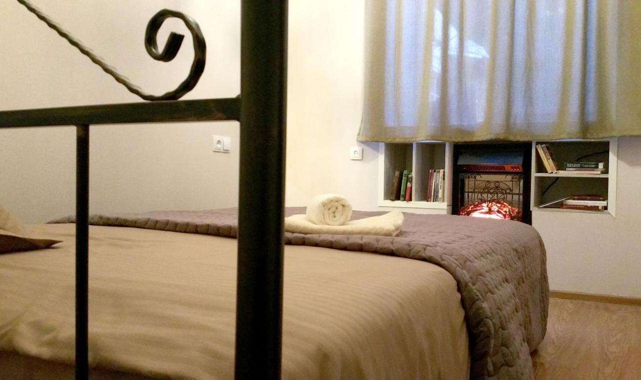 Librarians' Flat Leilighet Tbilisi Eksteriør bilde