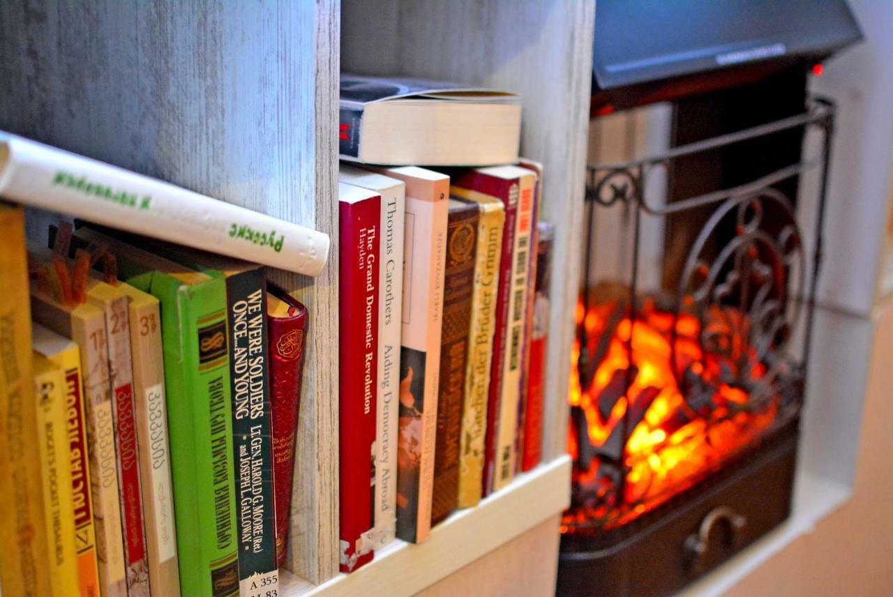 Librarians' Flat Leilighet Tbilisi Eksteriør bilde